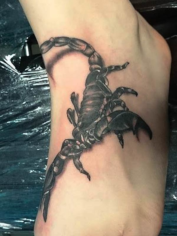 Uitvoerder Draai vast Rusland Dieren tattoo voorbeelden, laat je inspireren door Dutch Ink!