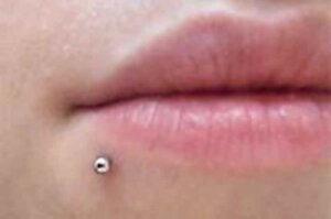 piercing-zetten-lip